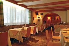 Rakouský hotel Iris s restaurací