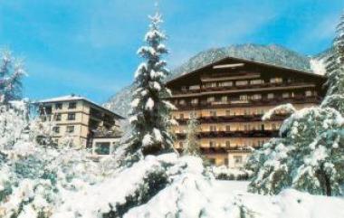 Rakouský hotel Germania v zimě