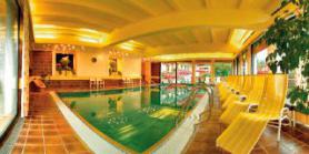 Rakouský hotel Alpina & Tauernblick s bazénem