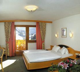 Rakouský hotel Der Fichtenhof - ubytování