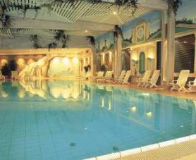 Rakouský hotel Europäischer Hof s bazénem